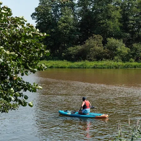 Uroczysko Nad Sauna & Balia بيت للعطل *