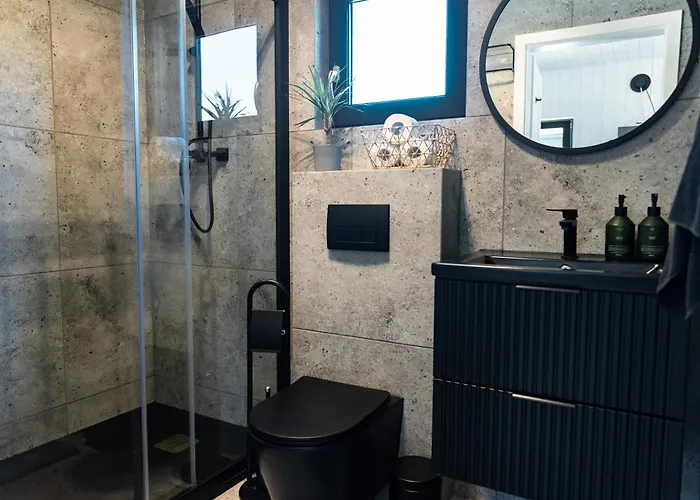 Uroczysko Nad Sauna & Balia בית נופש *