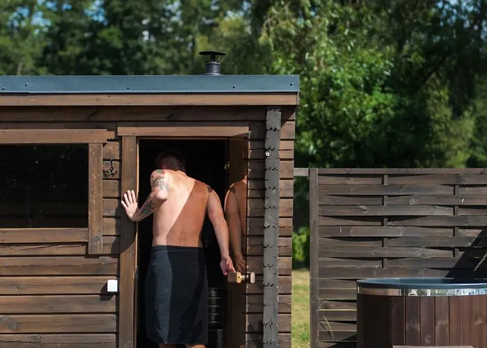 בית נופש Uroczysko Nad Sauna & Balia Pilica