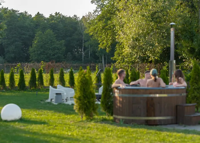 Uroczysko Nad Sauna & Balia בית נופש *