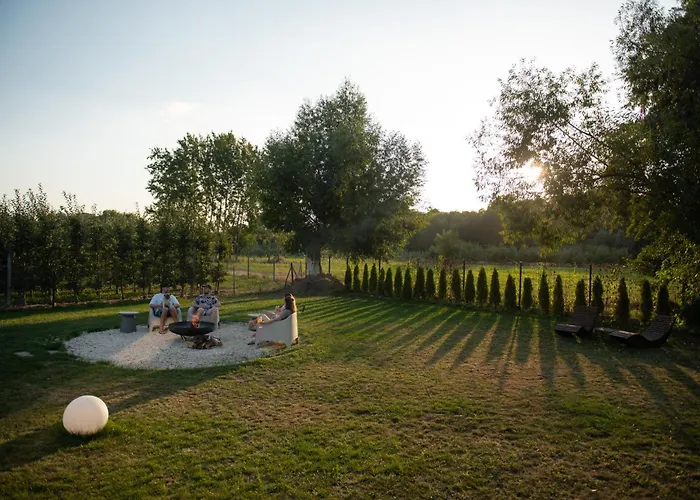 Uroczysko Nad Sauna & Balia בית נופש